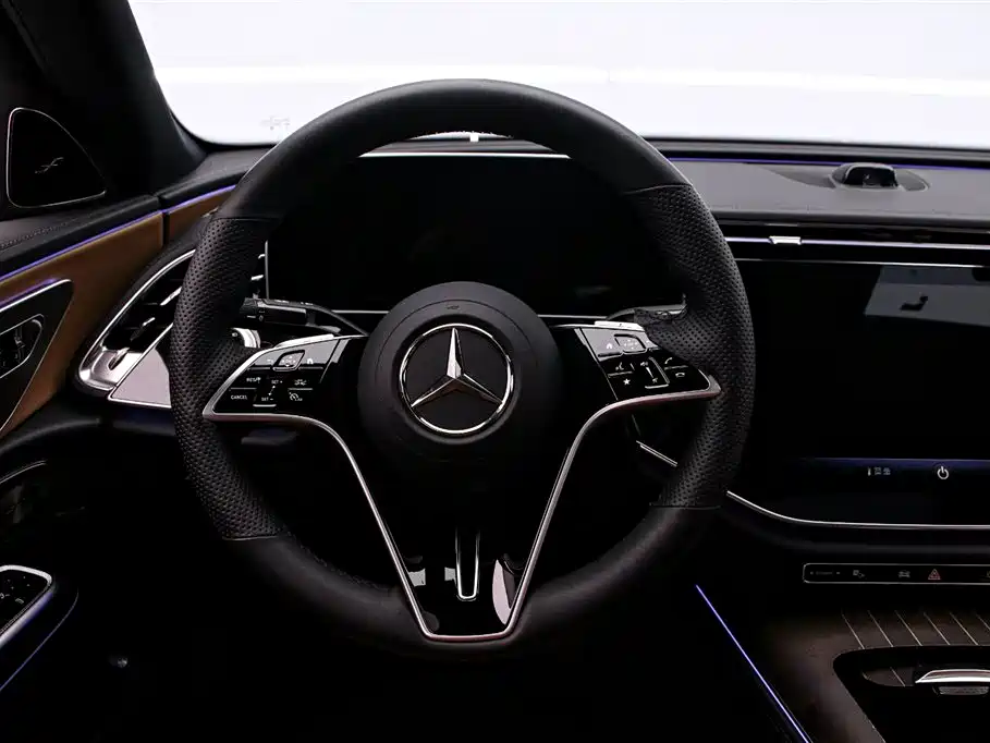 Mercedes-Benz E-Class 2024