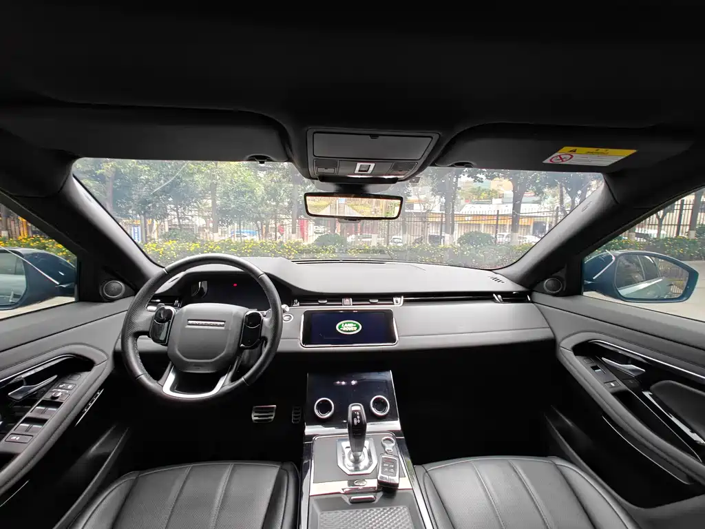 Land Rover Evoque 2020 — фото 12