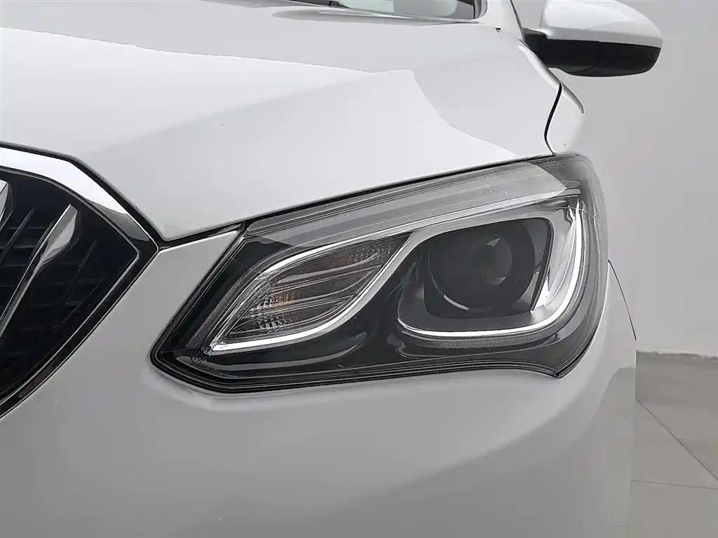 Buick Excelle 2015 — фото 7