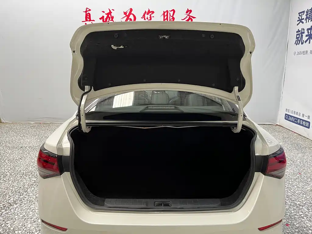 Nissan Sylphy 2019 — фото 14