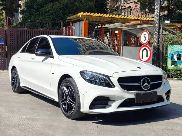 Mercedes-Benz C-Class 2021