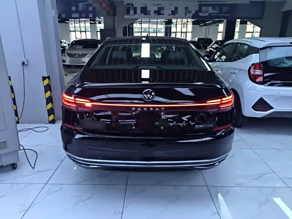 Volkswagen Passat 2022