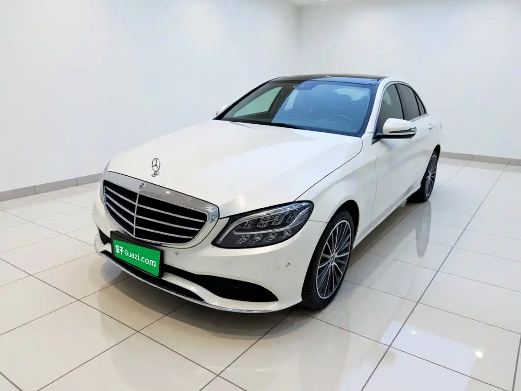 Mercedes-Benz C-Class 2021