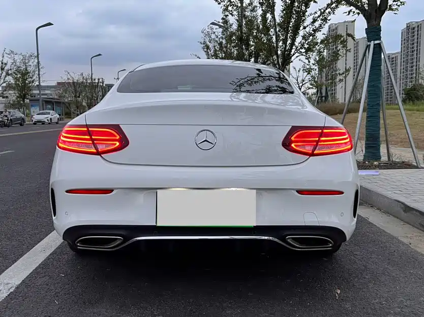 Mercedes-Benz C-Class 2020