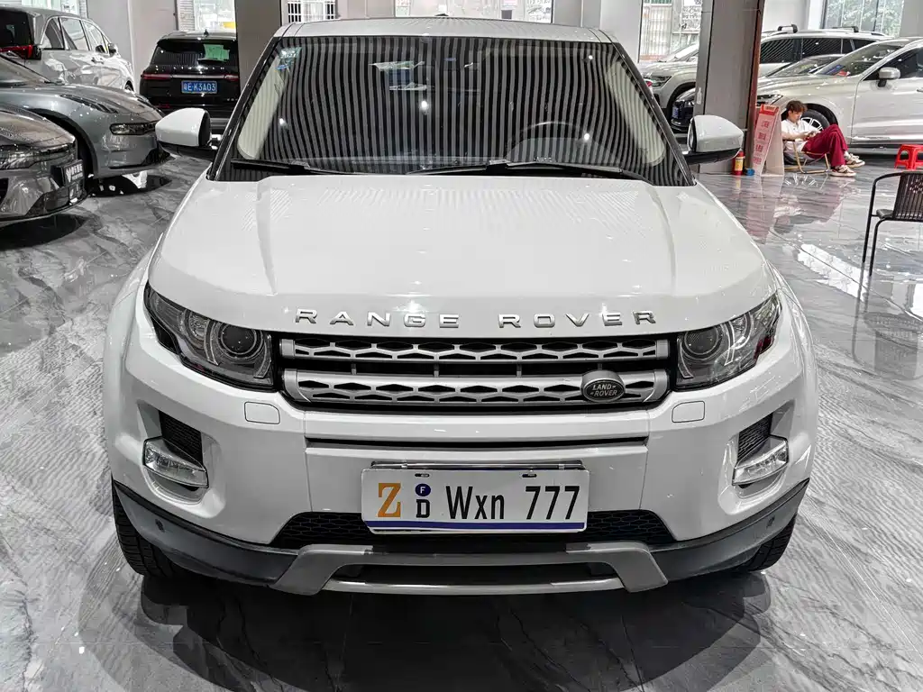 Land Rover Evoque 2015 — фото 2
