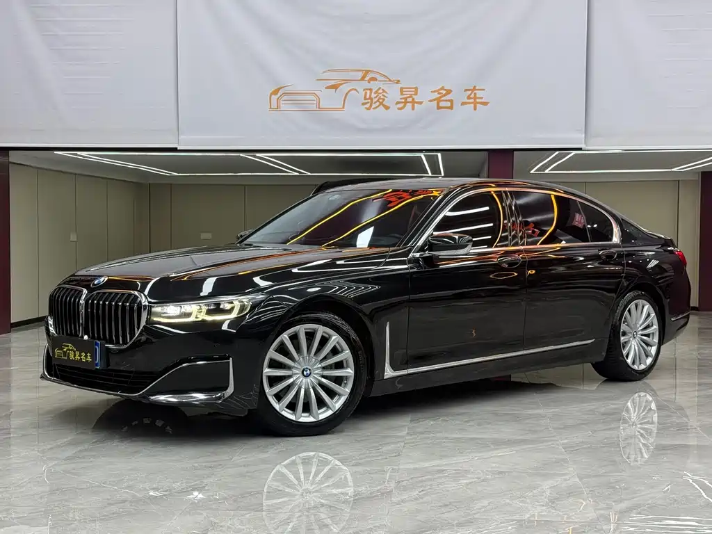 BMW 7 Series 2020 — фото 1