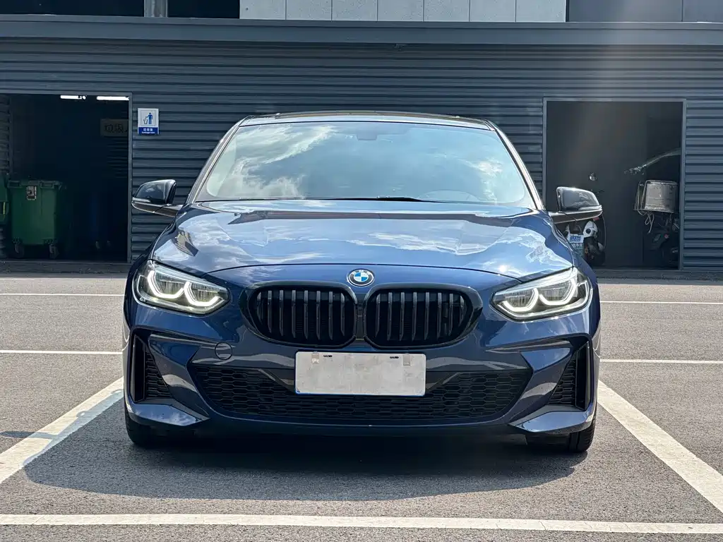 BMW 1 Series 2022
