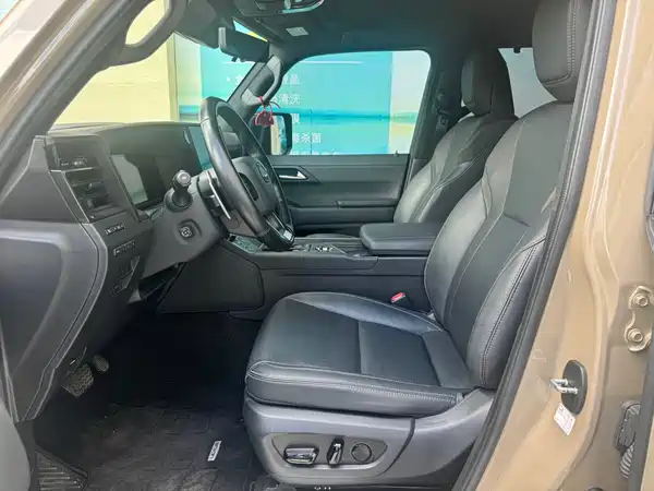 Lexus GX 2024