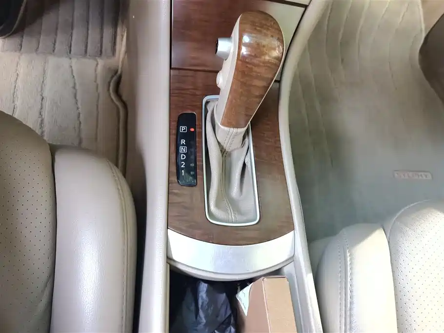 Nissan Sylphy 2012 — фото 16