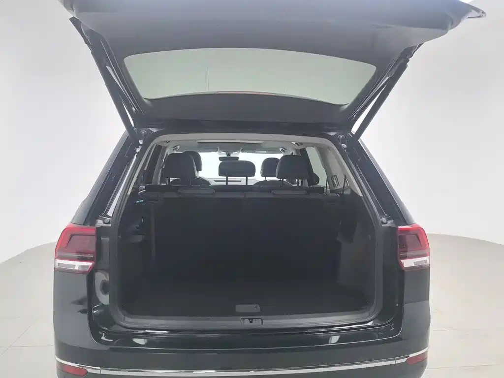 Volkswagen Teramont 2018 — фото 16