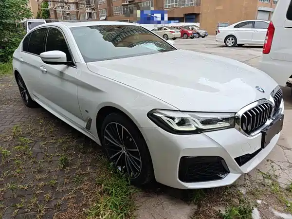 BMW 5 Series 2023