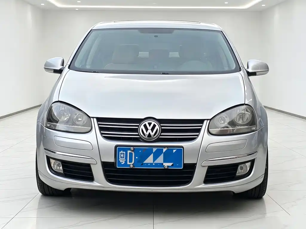 Volkswagen Sagitar 2011