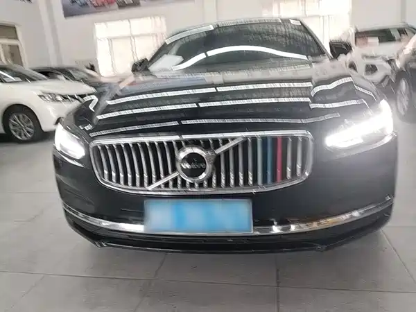 Volvo S90 2023