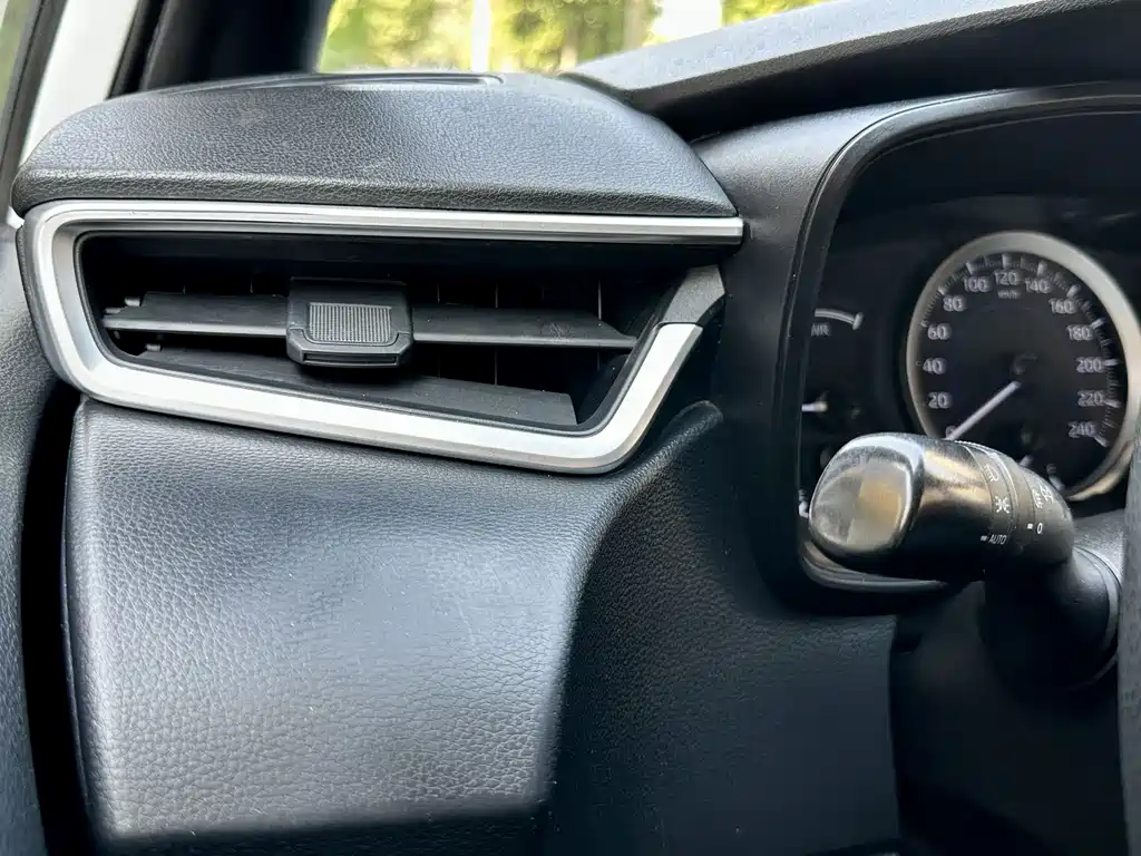 Toyota Levin 2022 — фото 17