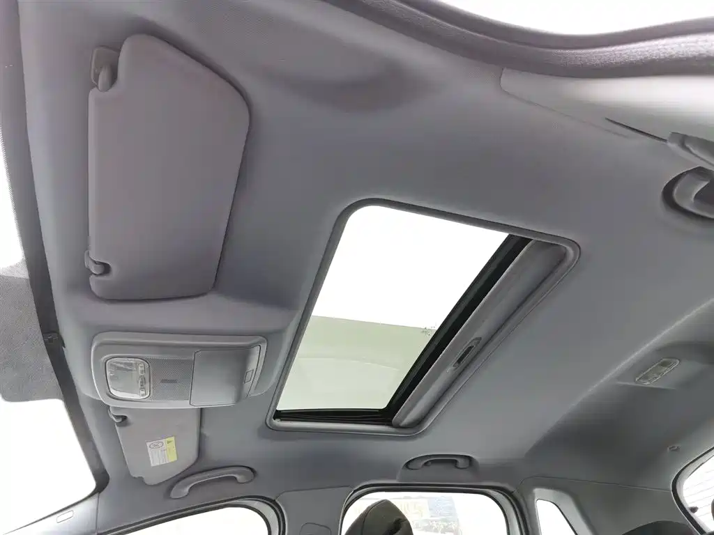 Peugeot 3008 2016 — фото 14