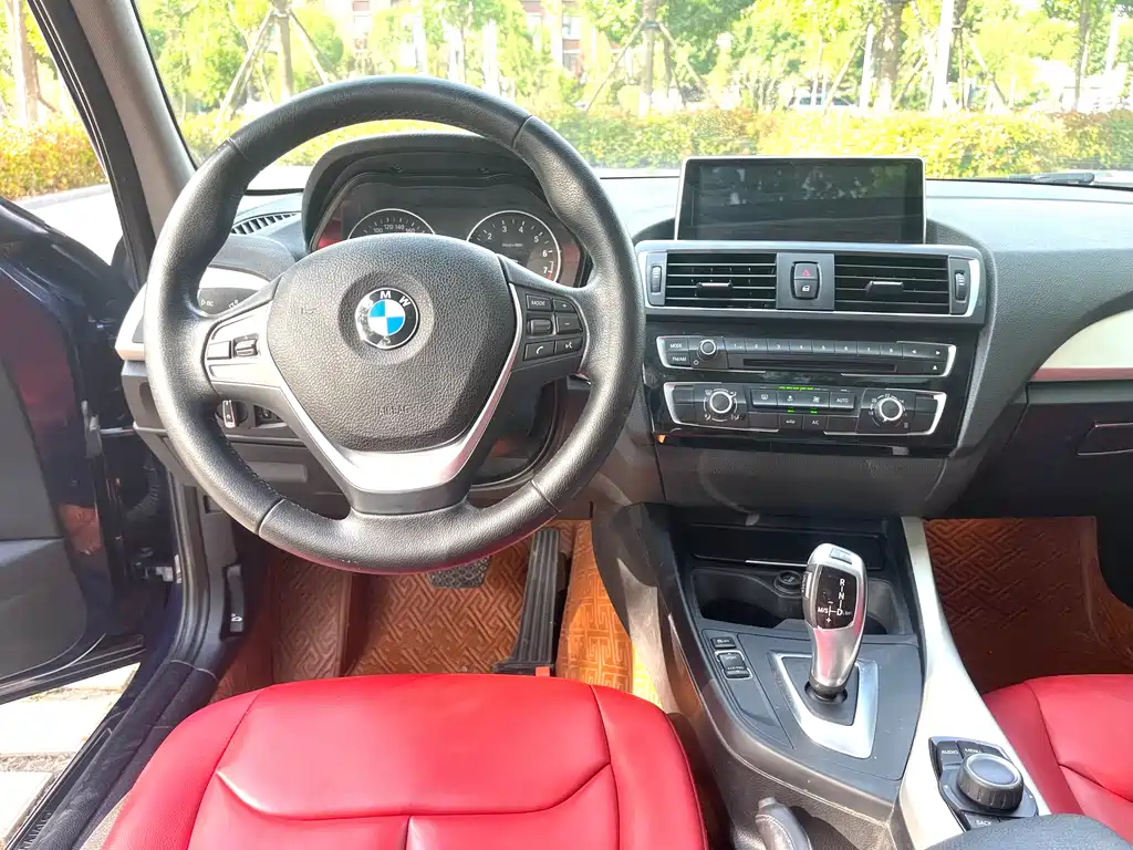 BMW 1 Series 2016 — фото 18