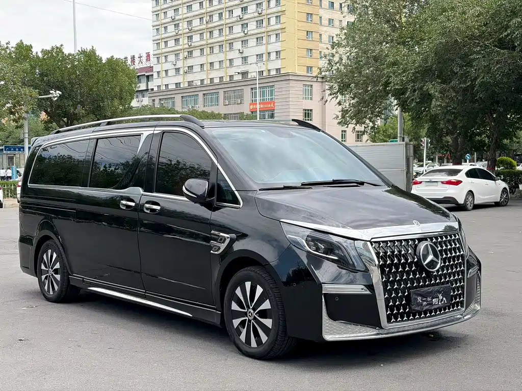 Mercedes-Benz Vito 2023 — фото 3