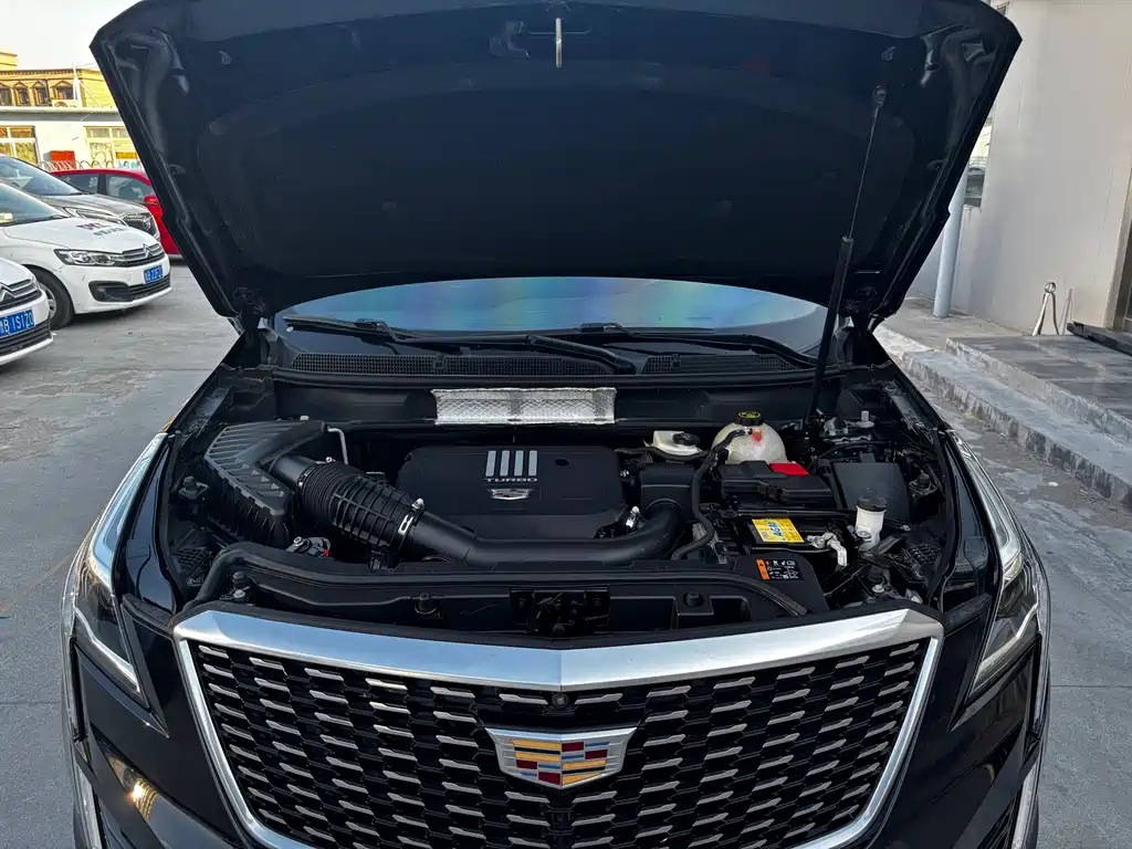 Cadillac XT5 2019 — фото 17