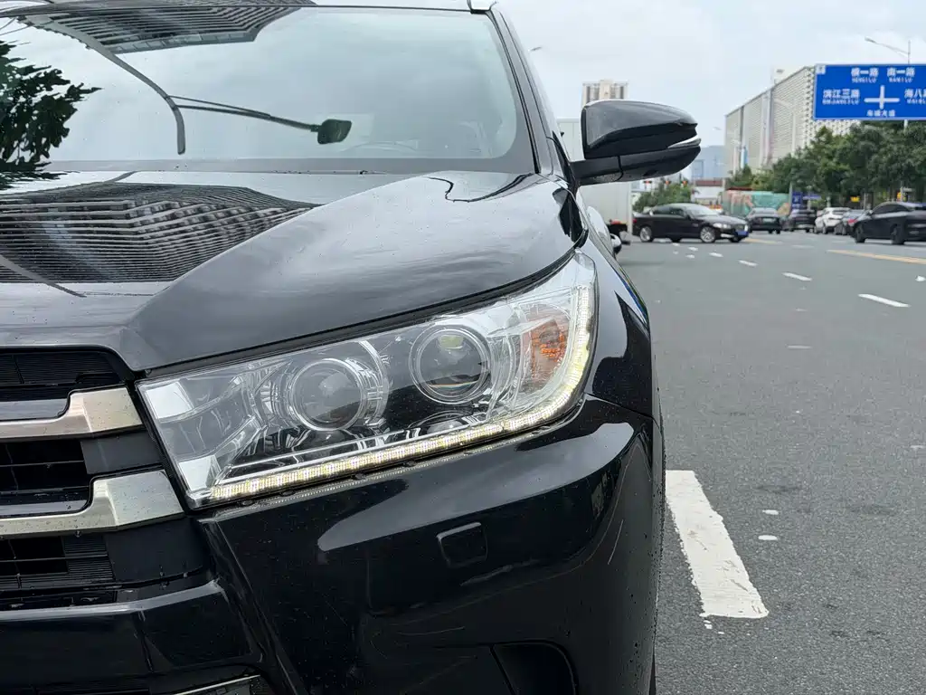 Toyota Highlander 2018