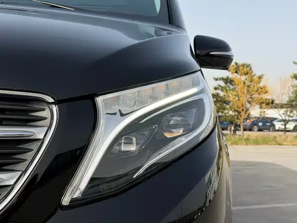 Mercedes-Benz V-Class 2020