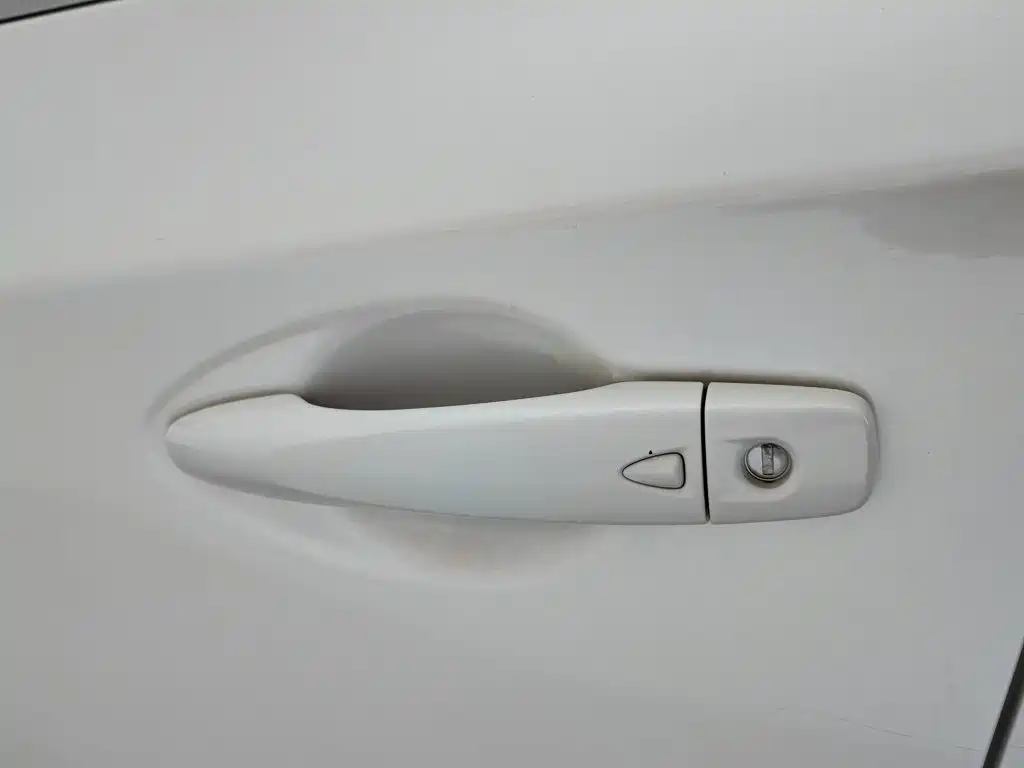 Nissan Tiida 2019 — фото 18