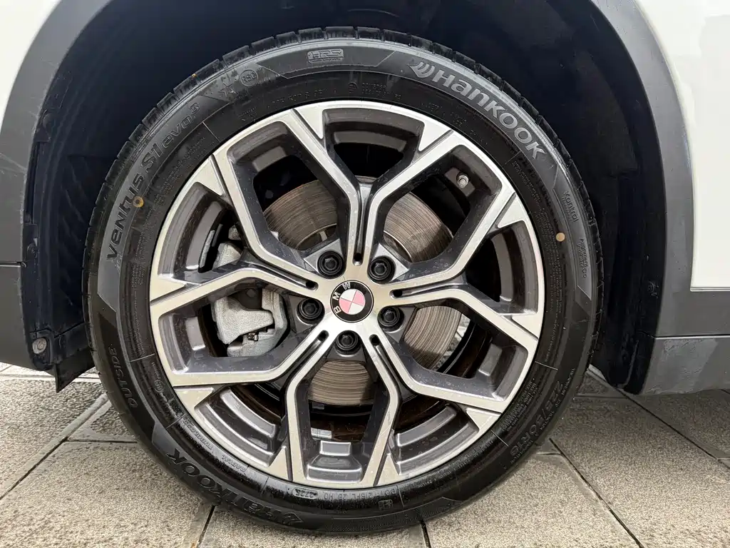 BMW X1 2022 — фото 14