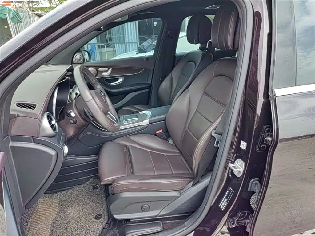 Mercedes-Benz GLC 2020 — фото 15