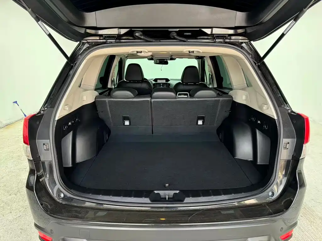 Subaru Forester 2022 — фото 22