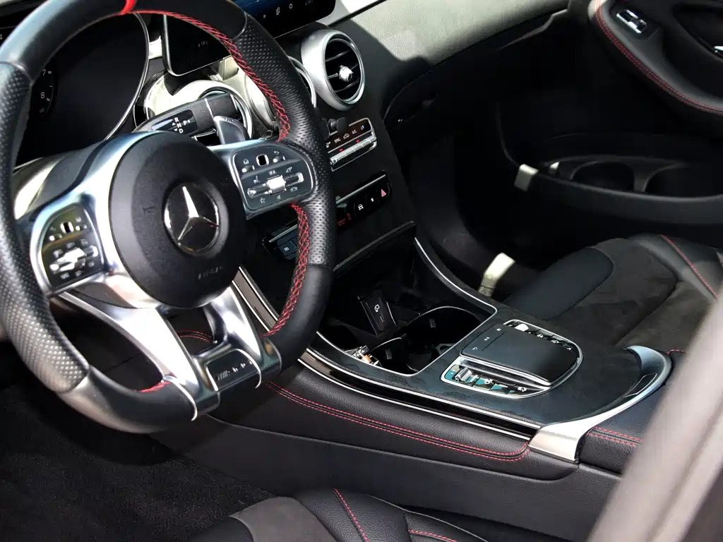 Mercedes-Benz GLC AMG 2020 — фото 10