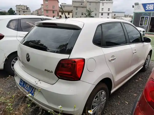 Volkswagen Polo 2016