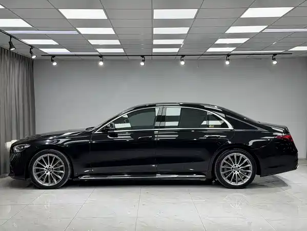 Mercedes-Benz S-Class 2022