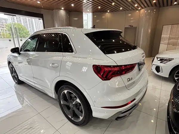 Audi Q3 2022