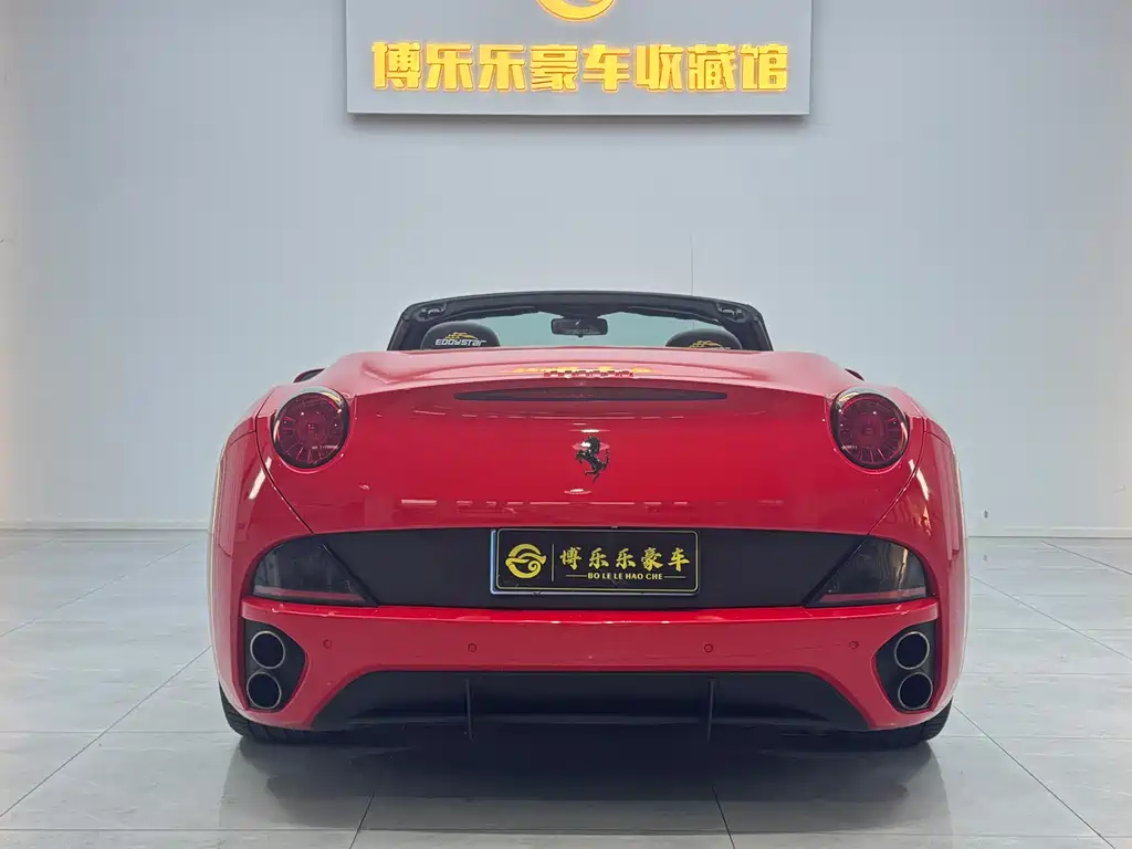 Ferrari California T 2013 — фото 13