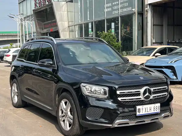 Mercedes-Benz GLB 2021