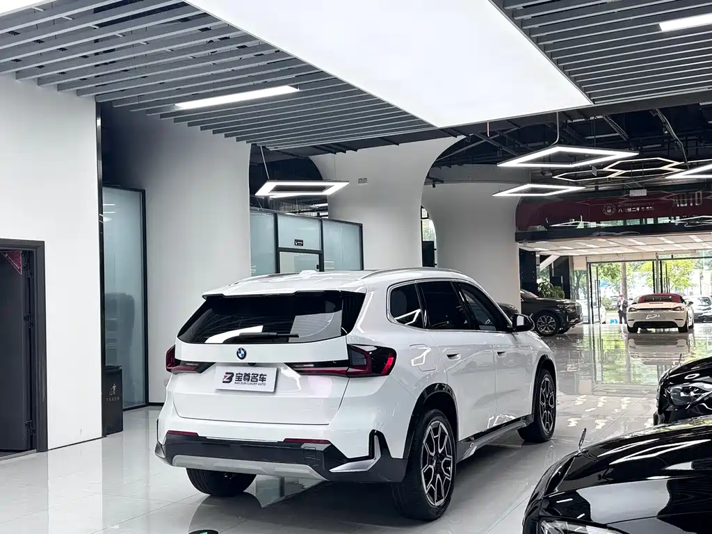 BMW X1 2023 — фото 17