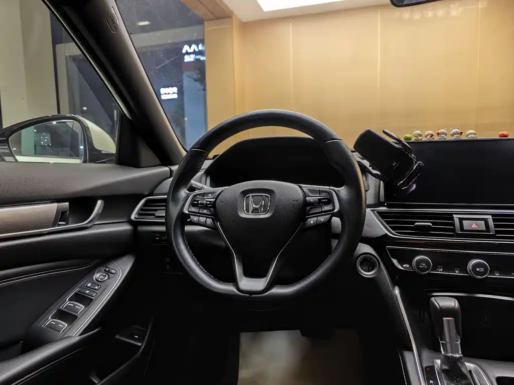 Honda Inspire 2023 — фото 14