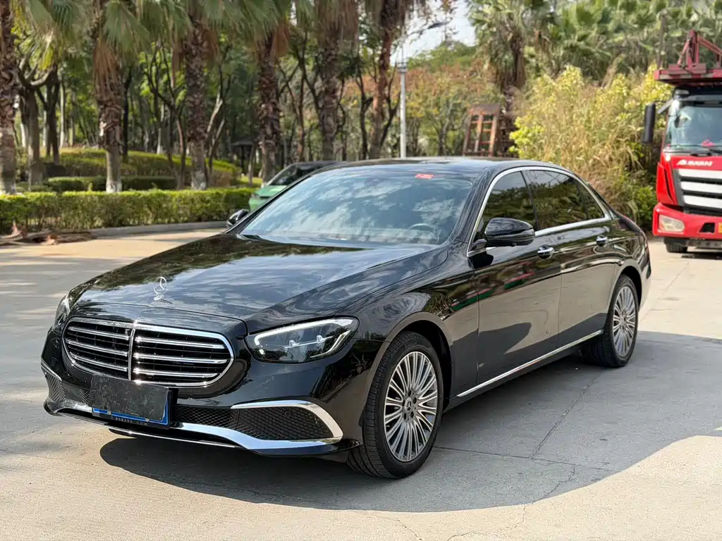 Mercedes-Benz E-Class 2021 — фото 1