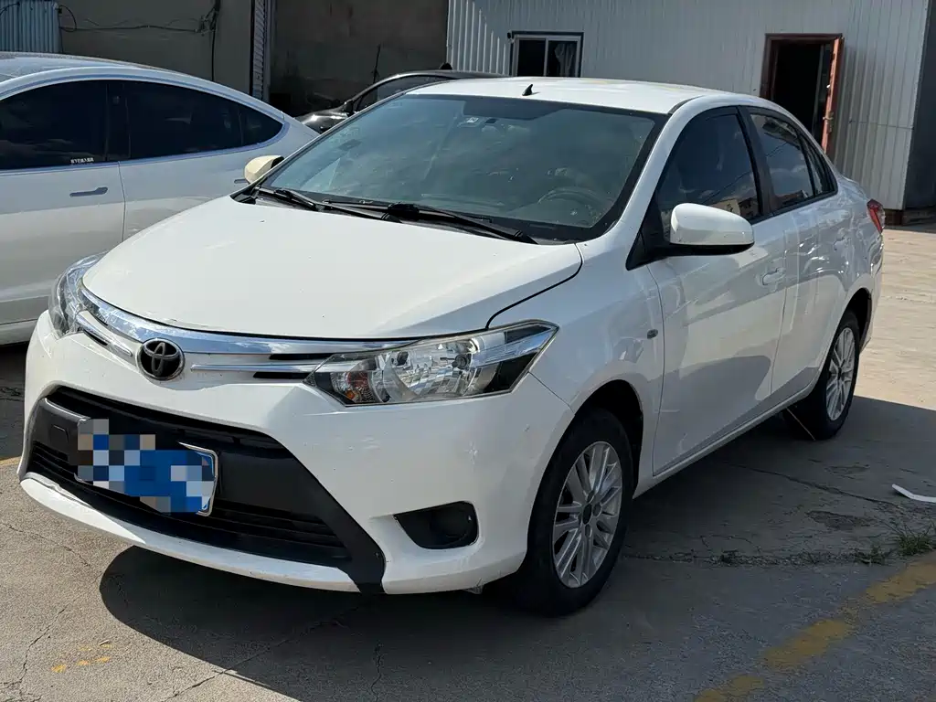 Toyota Vios 2015