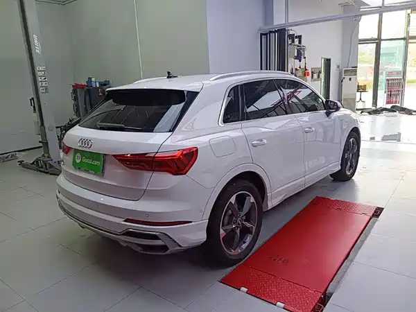 Audi Q3 2023