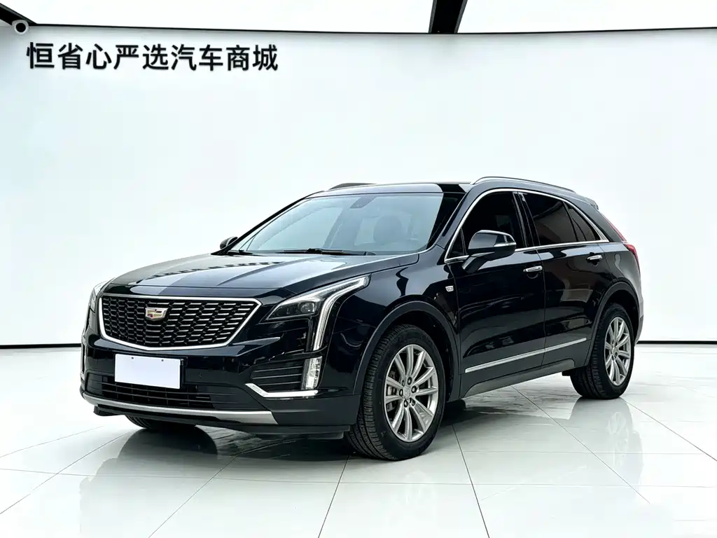 Cadillac XT4 2021 — фото 1