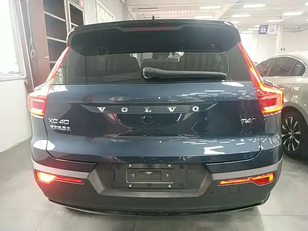 Volvo XC40 2022