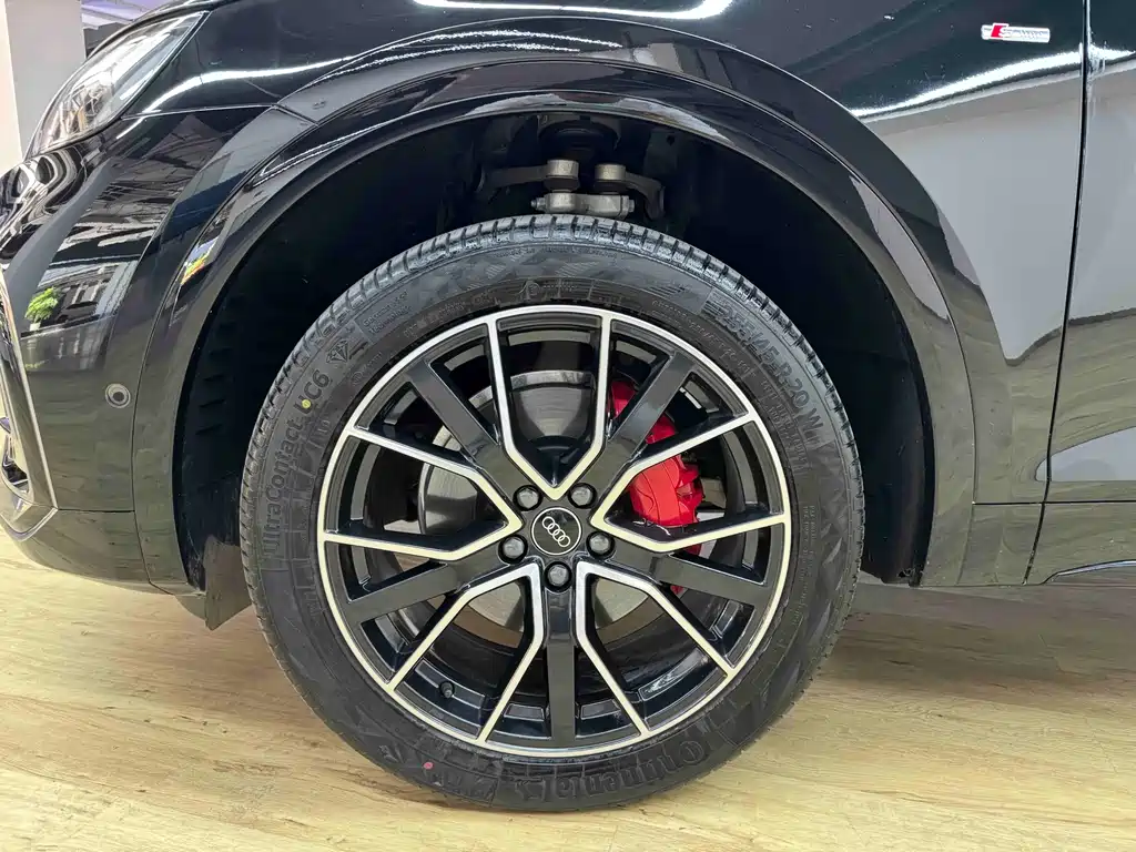 Audi Q5L 2024