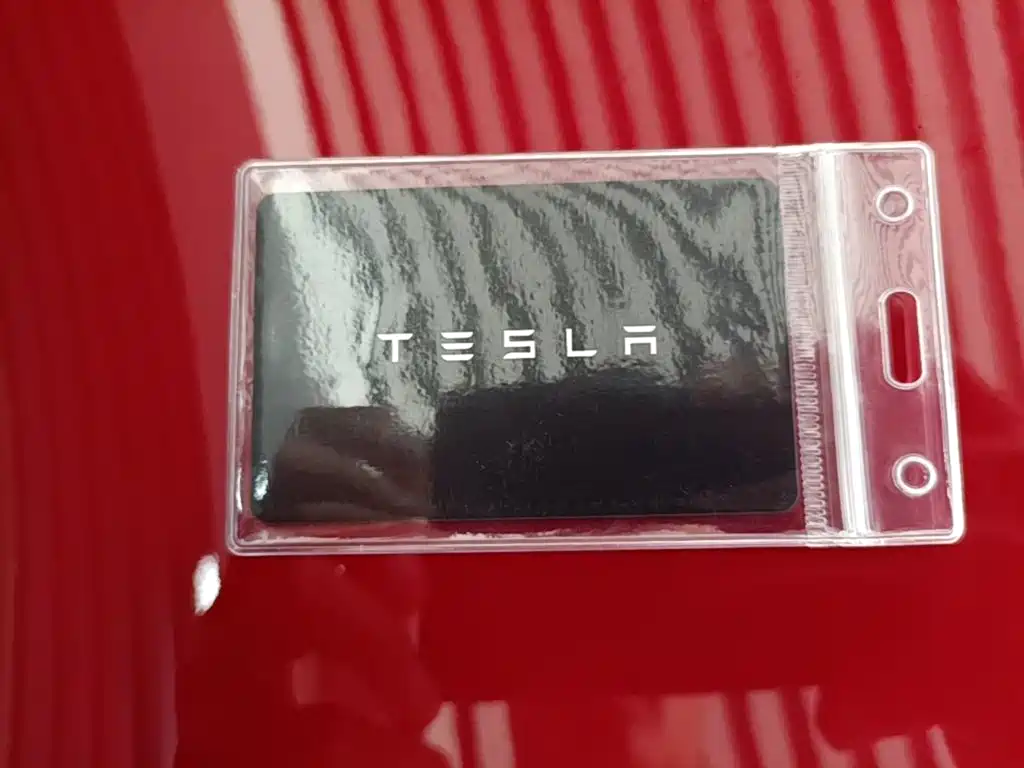 Tesla Model 3 2024 — фото 9