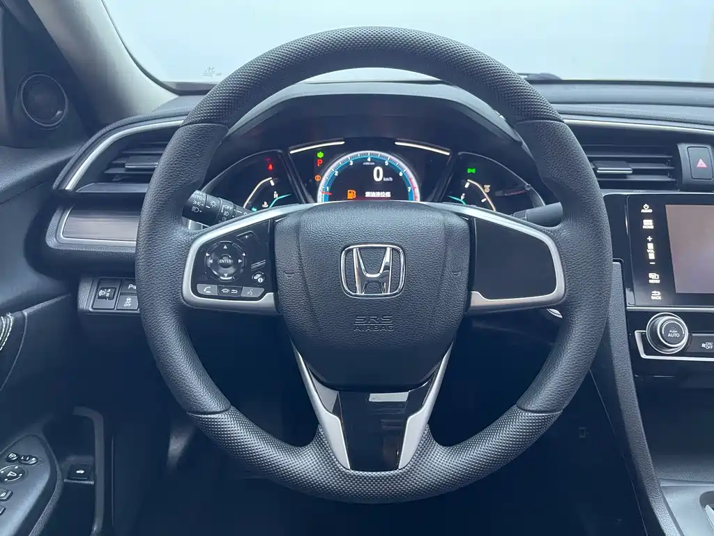 Honda Civic 2019 — фото 16