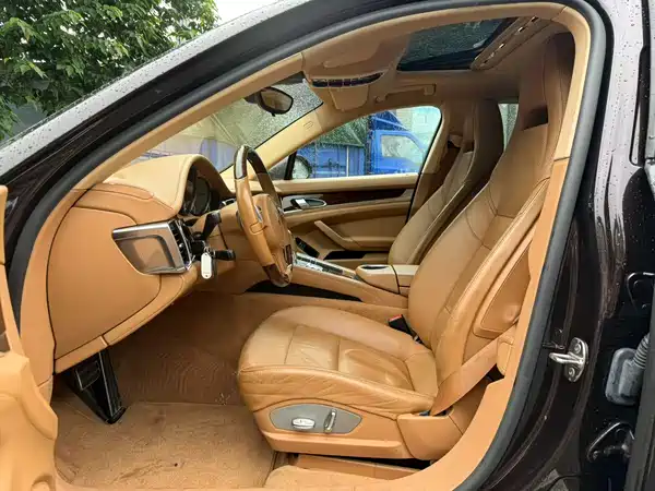 Porsche Panamera 2012
