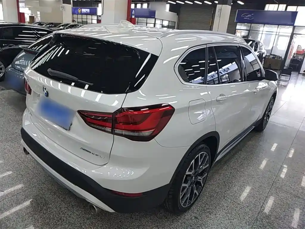BMW X1 2020 — фото 7