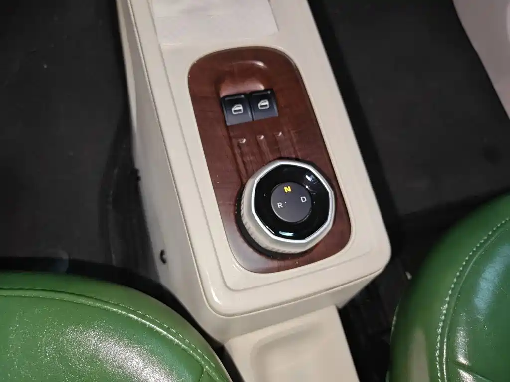 Geely Galaxy Panda 2023 — фото 10