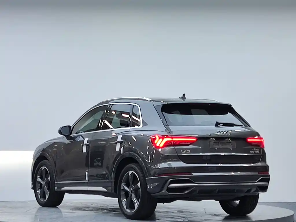 Audi Q3 2022
