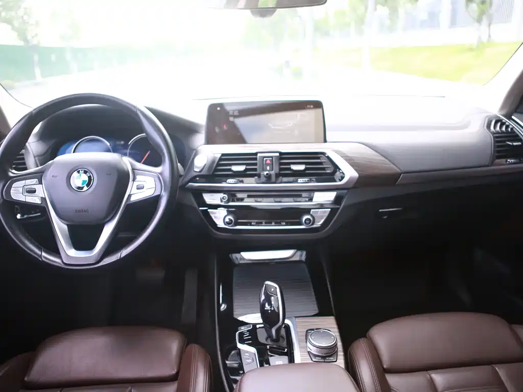 BMW X3 2019 — фото 9