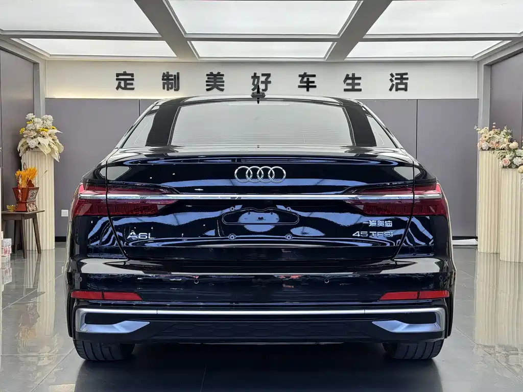 Audi A6L 2025 — фото 12